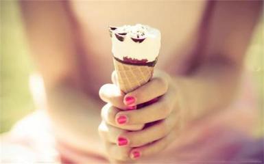 選擇滋趣冰淇淋加盟，開啟甜蜜財(cái)富之旅