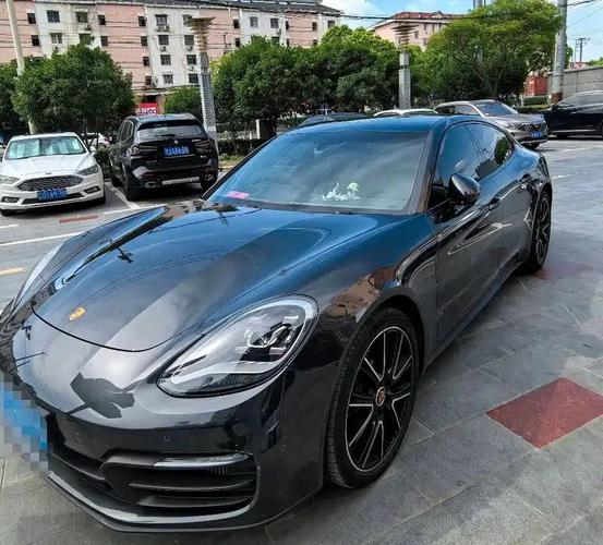 68萬(wàn)圓夢(mèng)保時(shí)捷Panamera 2023款二手車(chē)，超豪華優(yōu)雅天成